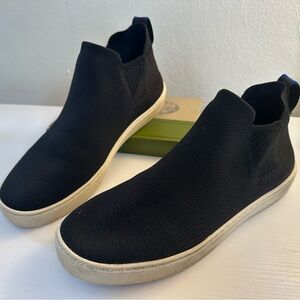 Rothy’s Chelsea boots
